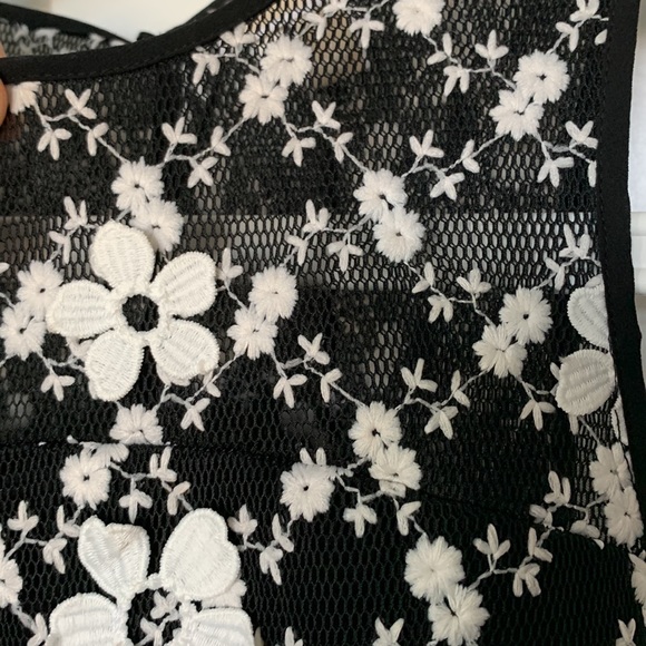 Micheal Kors Embroidered Black and White Floral Dress - Picture 12 of 12